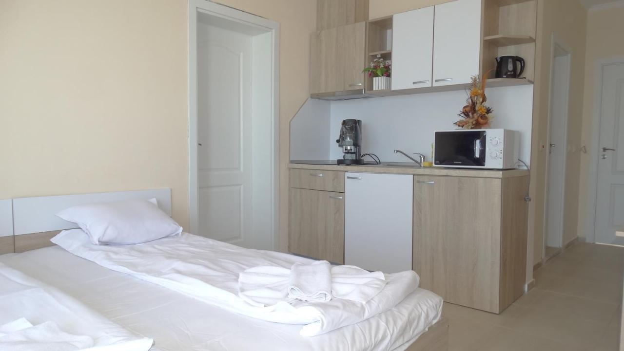 Akrotiria Beach Apart Complex ネセバル エクステリア 写真